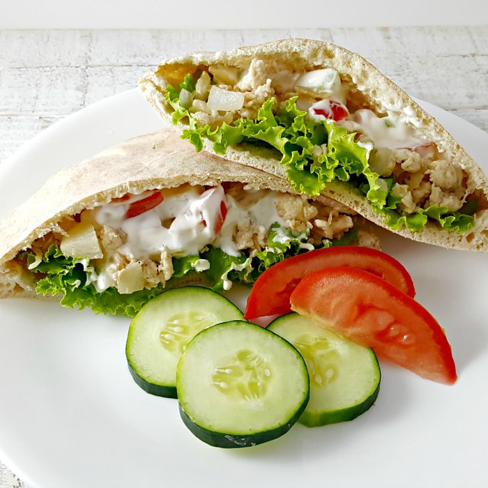 Easy Gyro Style Chicken Pita Sandwiches for Two (20 min) • Zona Cooks