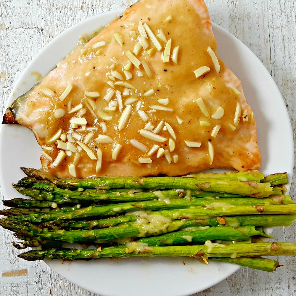 Grilled Salmon with Sweet Chili Sauce (Low-carb) • Zona Cooks