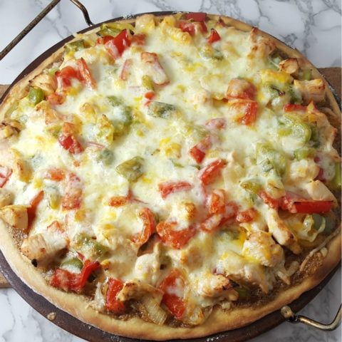 Chicken Fajita Pizza Recipe - small 12 inch pizza for 2