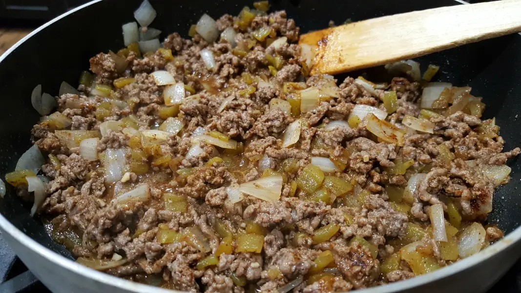 ground beef with onion, garlic, green chiles, and seasonings