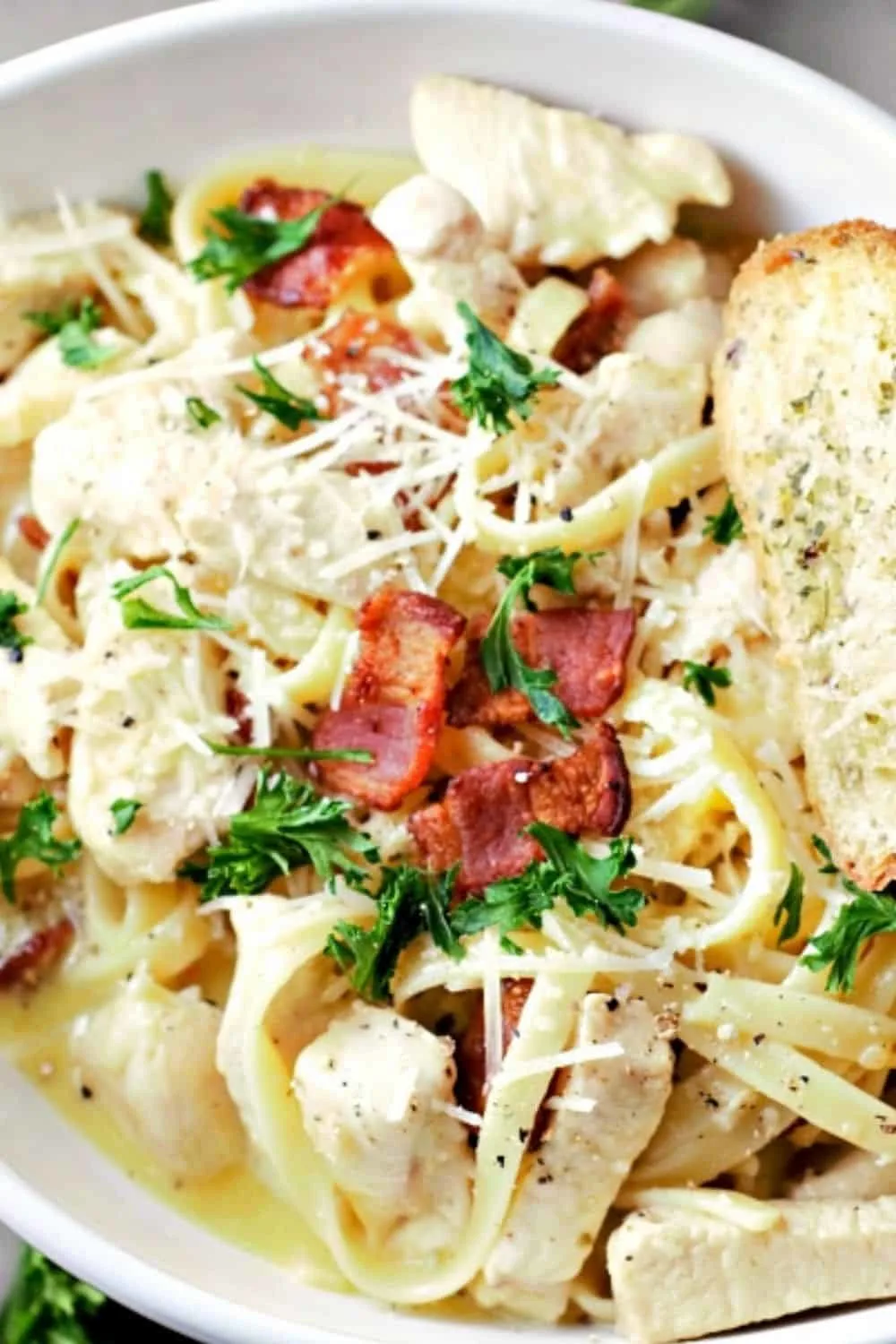 Chicken Carbonara in a bowl.