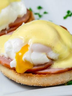 Easy Eggs Benedict on a plate.