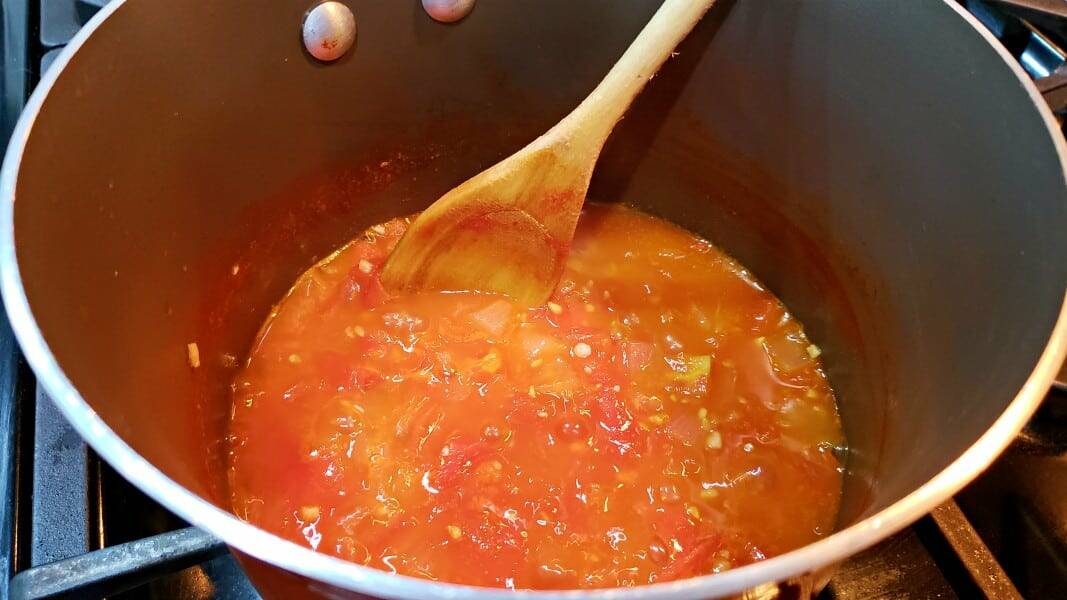 tomato mixture after simmering for 20 minutes.