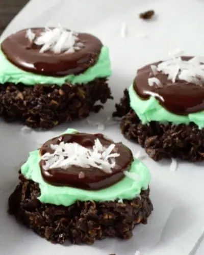 Mint Chocolate No-bake Cookies