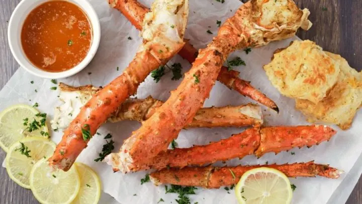 Easy Baked Crab Legs with garlic butter dipping sauce