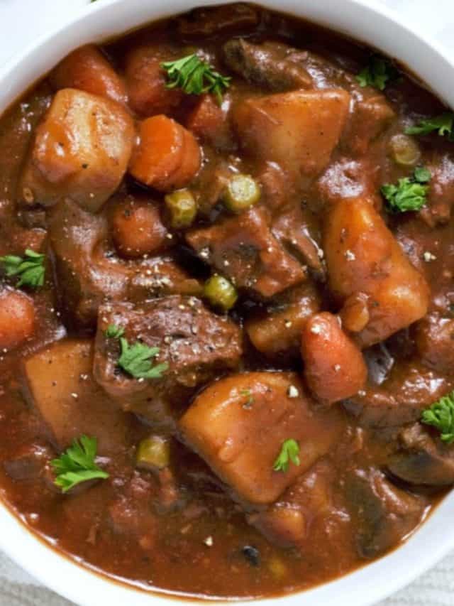 Easy Beef Stew • Zona Cooks