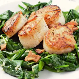 Seared Scallops with Spinach and Bacon