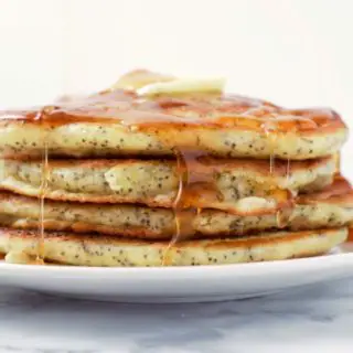 Lemon Poppy Seed Pancakes - makes 4 medium pancakes