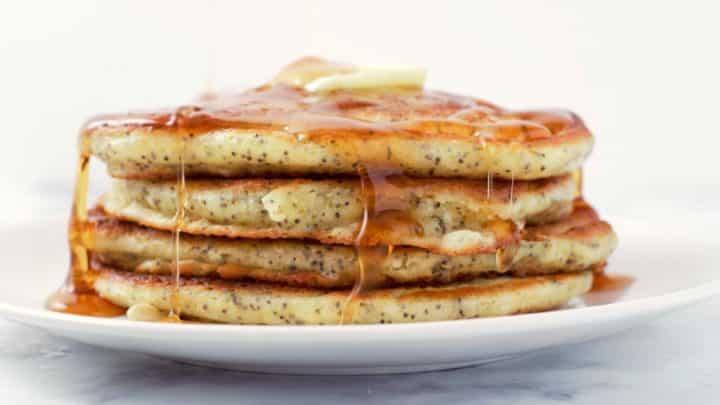 Lemon Poppy Seed Pancakes - makes 4 medium pancakes