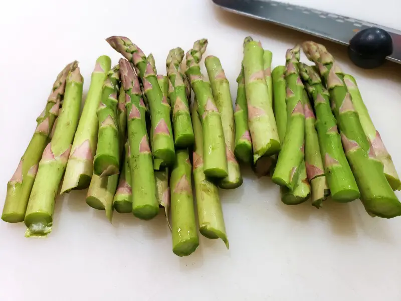 asparagus cut into 3 inch lengths