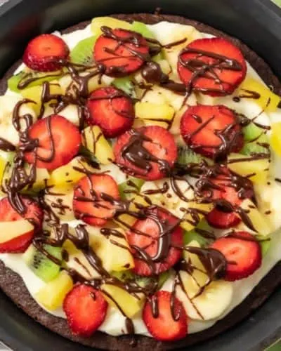 Fruit Brownie Pizza