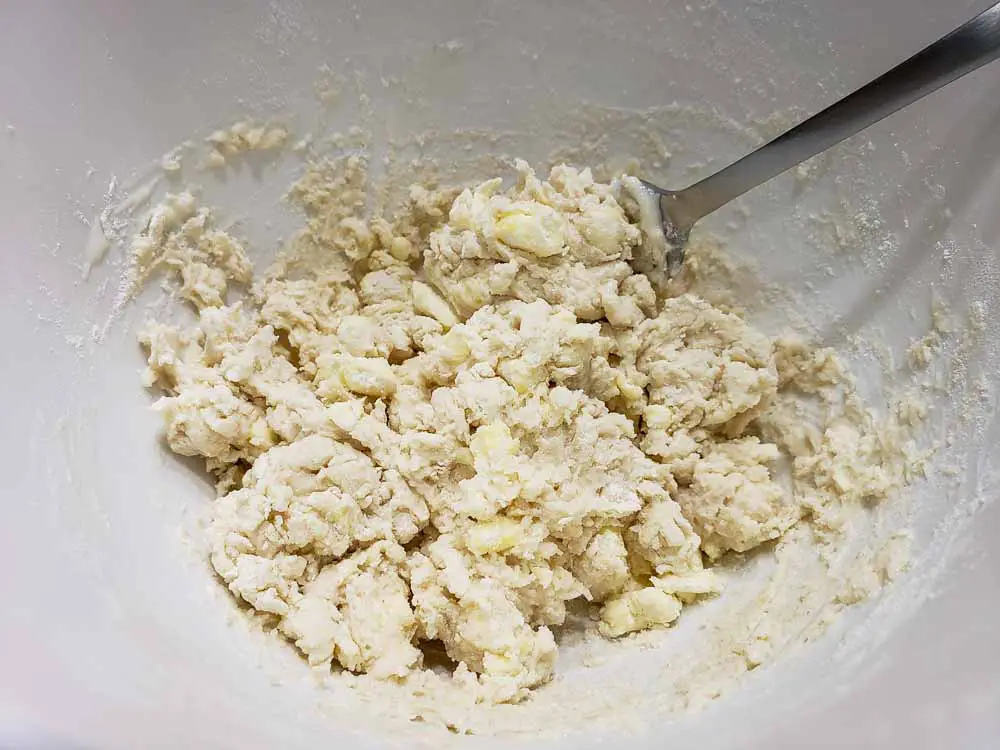 honey buttermilk added to flour mixture.