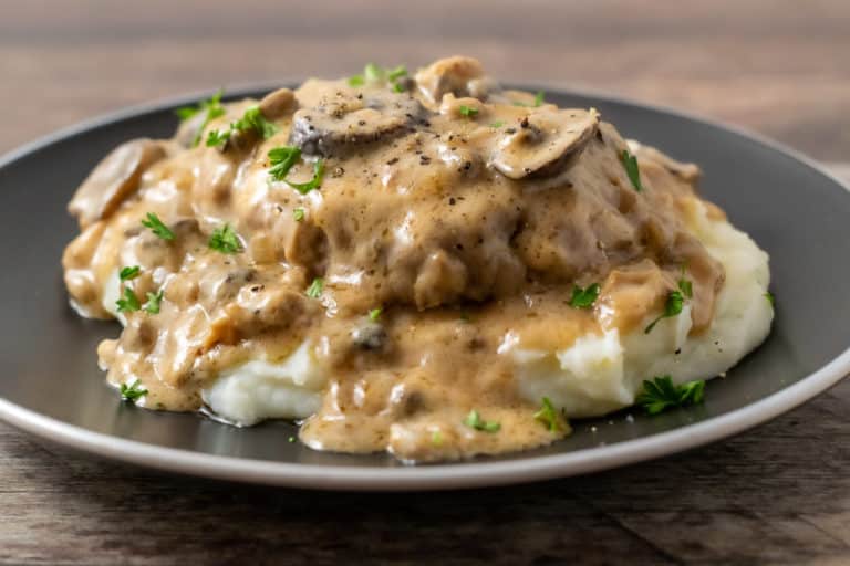 Salisbury Steak with Mushroom Gravy (30 minutes) • Zona Cooks