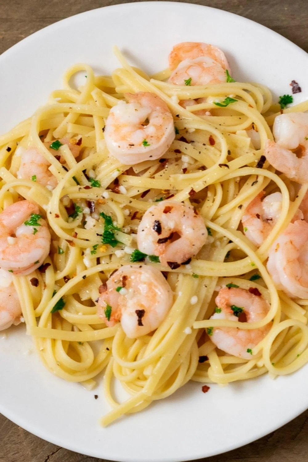 shrimp scampi without wine on a plate..