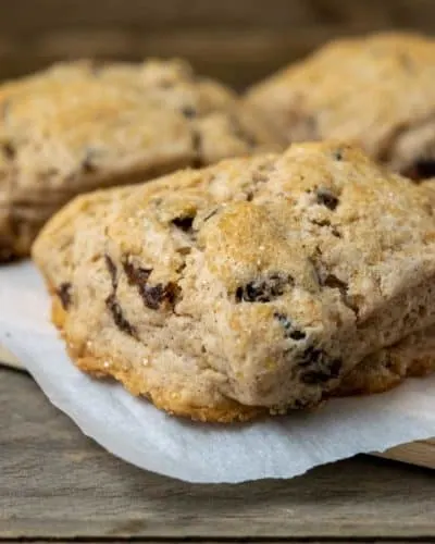 Cinnamon Raisin Scones