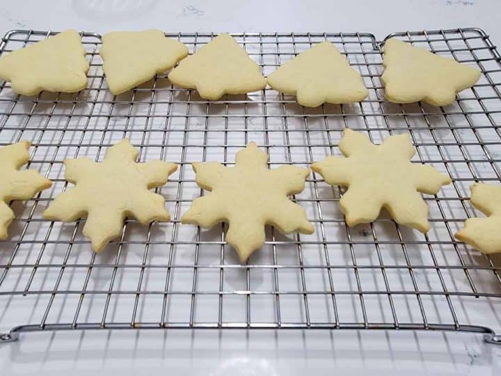 Small Batch Sugar Cookies and Icing • Zona Cooks