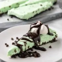 Mint Oreo Cheesecake