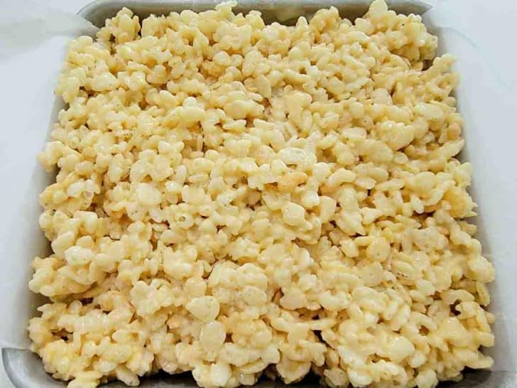 5 Ingredient Small Batch Rice Krispie Treats • Zona Cooks