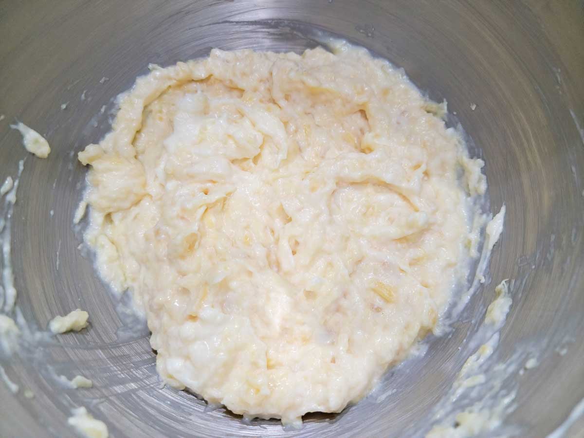 pineapple pie filling in a bowl.