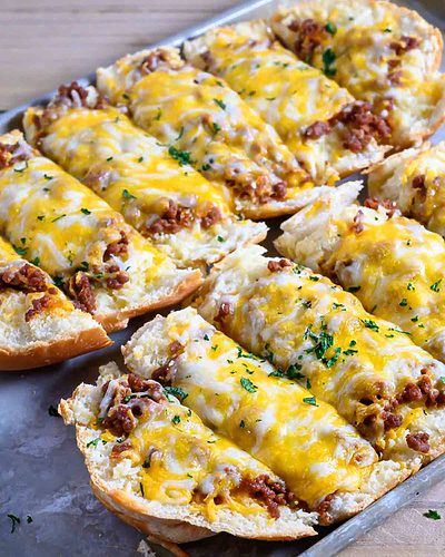 Ground Beef and Garlic Bread