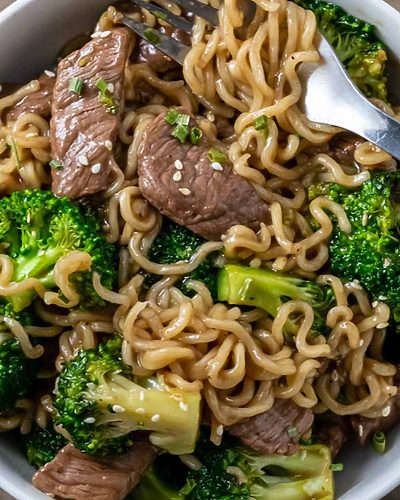 Beef and Broccoli with Ramen Noodles